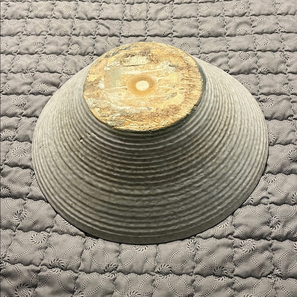 Source Unknown Textured White Bowl - Picture 3 of 3